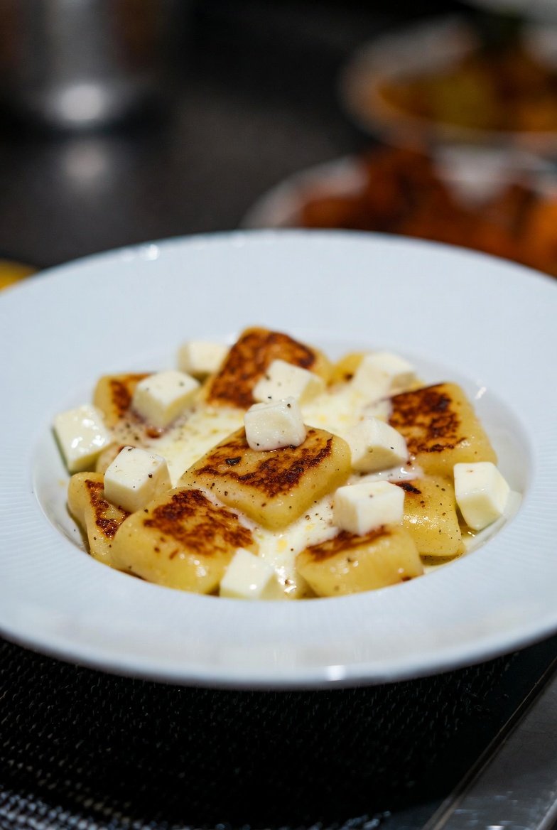 Como fazer Nhoque Recheado com Cubos de Muçarela